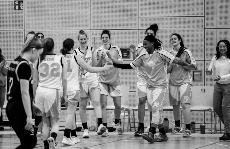 Das nächste Auswärtsspiel der Capitol Bascats führt                       das Team nach Grünberg zu den Bender Baskets